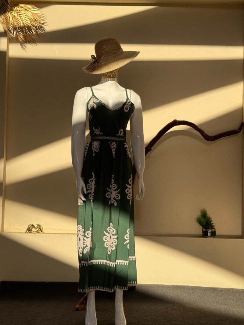 ⁦Green Dress⁩ - الصورة ⁦3⁩