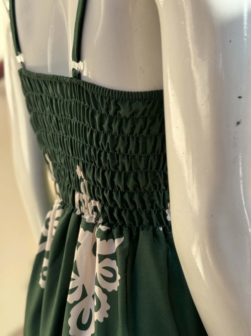 ⁦Green Dress⁩ - الصورة ⁦2⁩