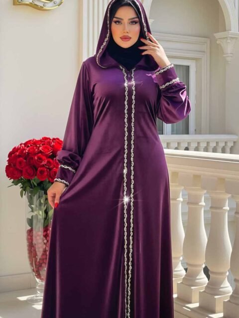 عباية مخمل شانيل ملكية مع طاقية وكلفة دبي الماس وحجر كريستال شك يدوي